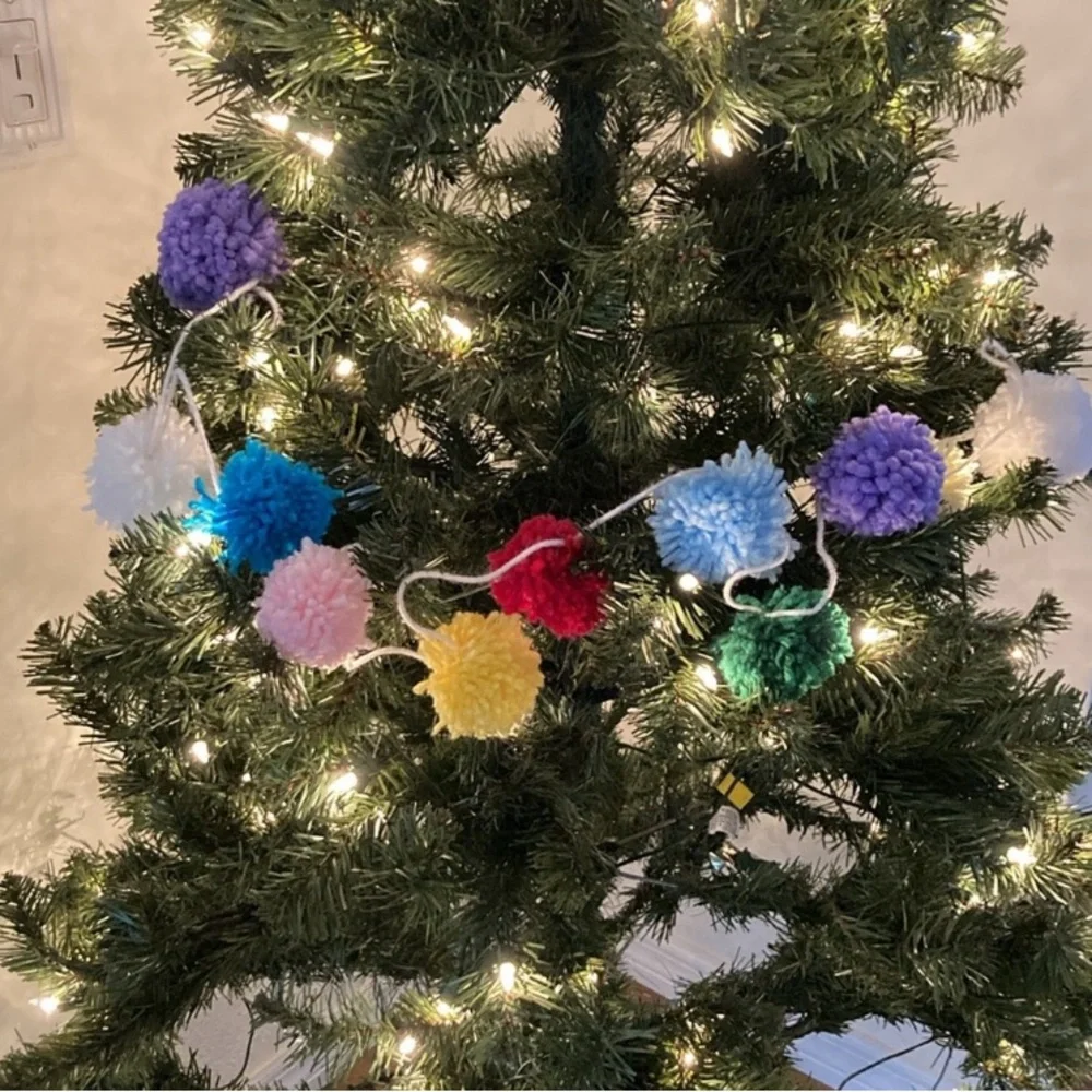 Handmade Pompom garland strands yarn balls Colorful decorations x4